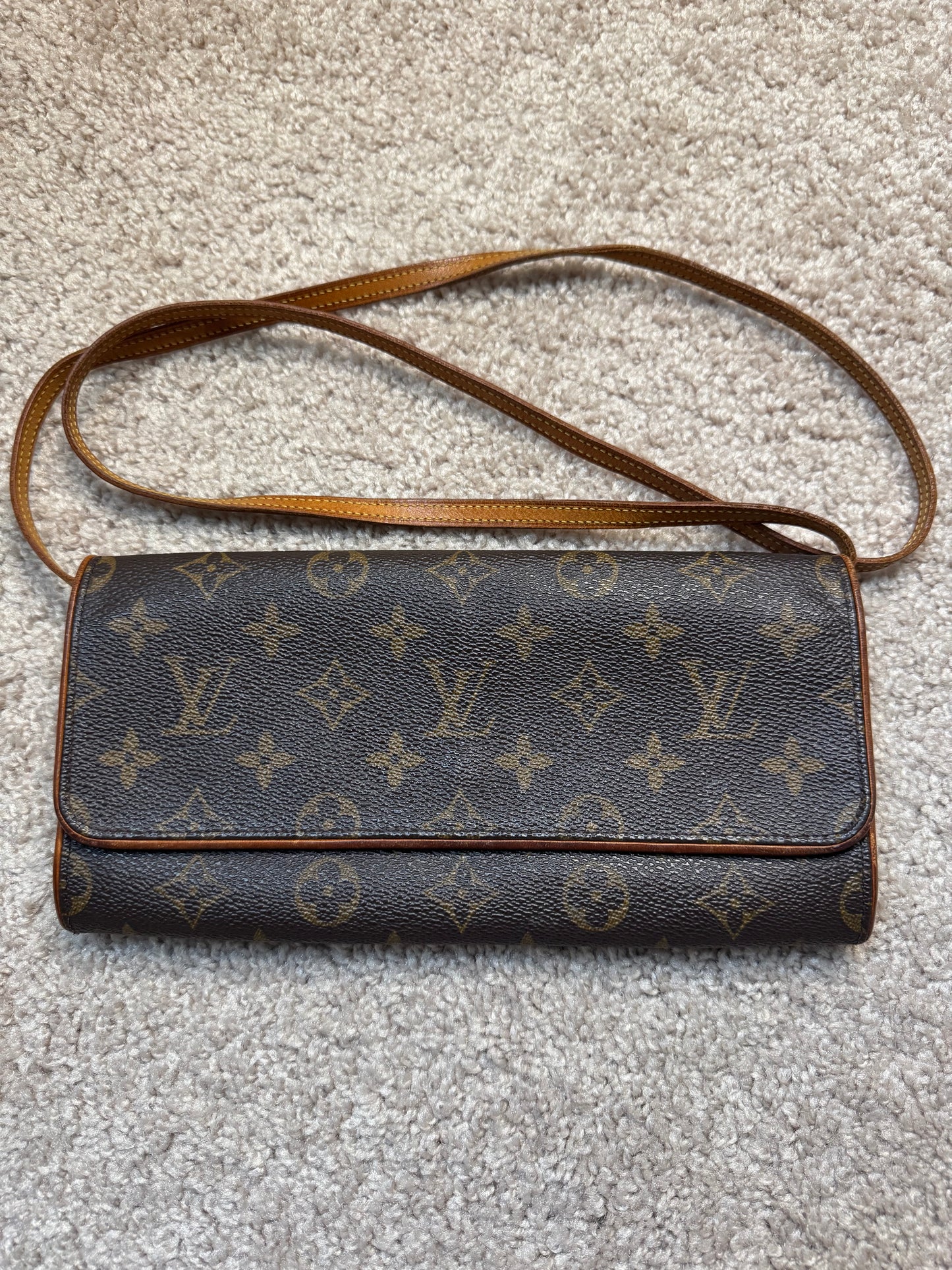 Louis Vuitton Pochette Twin GM Monogram