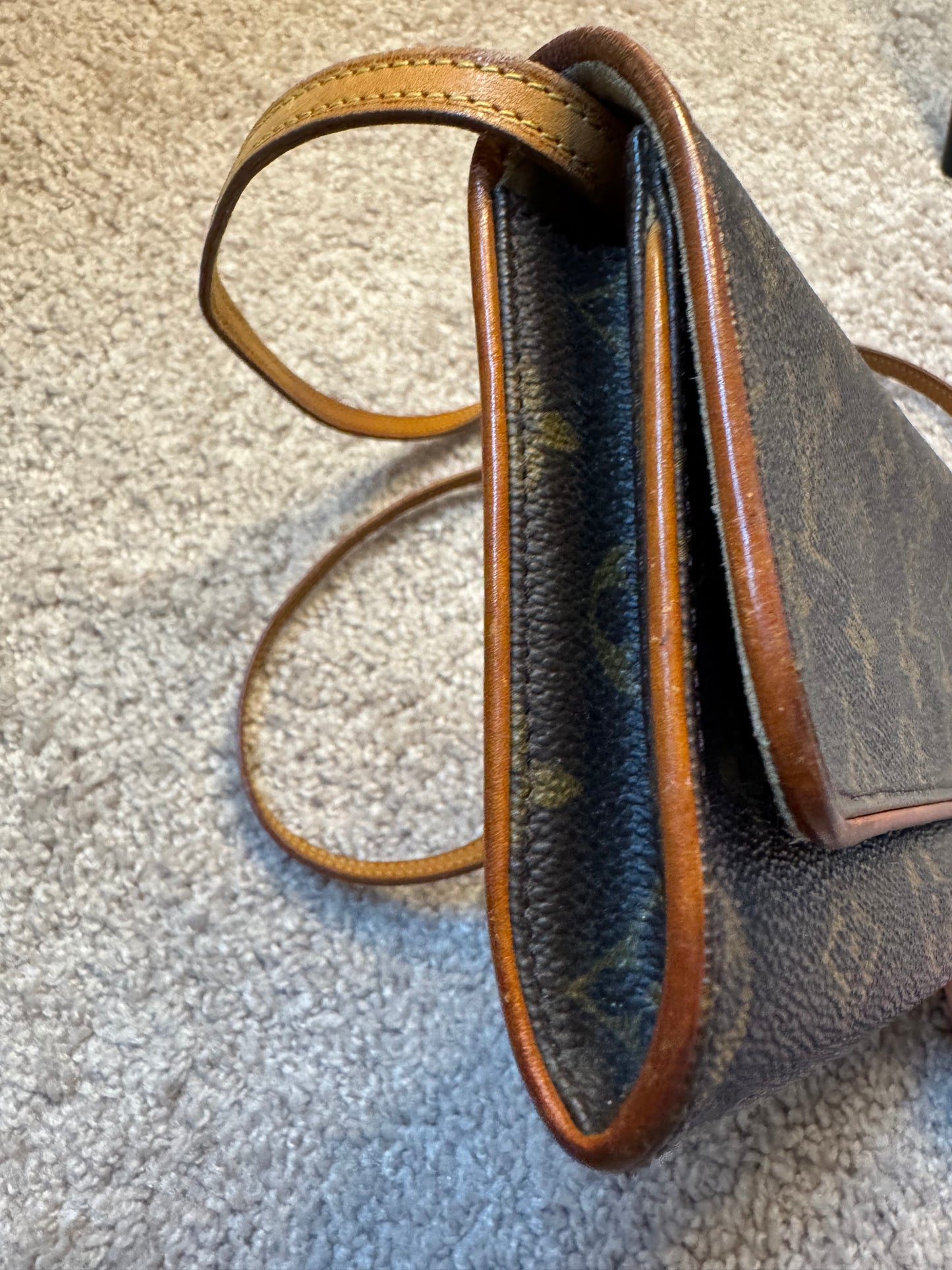 Louis Vuitton Pochette Twin GM Monogram