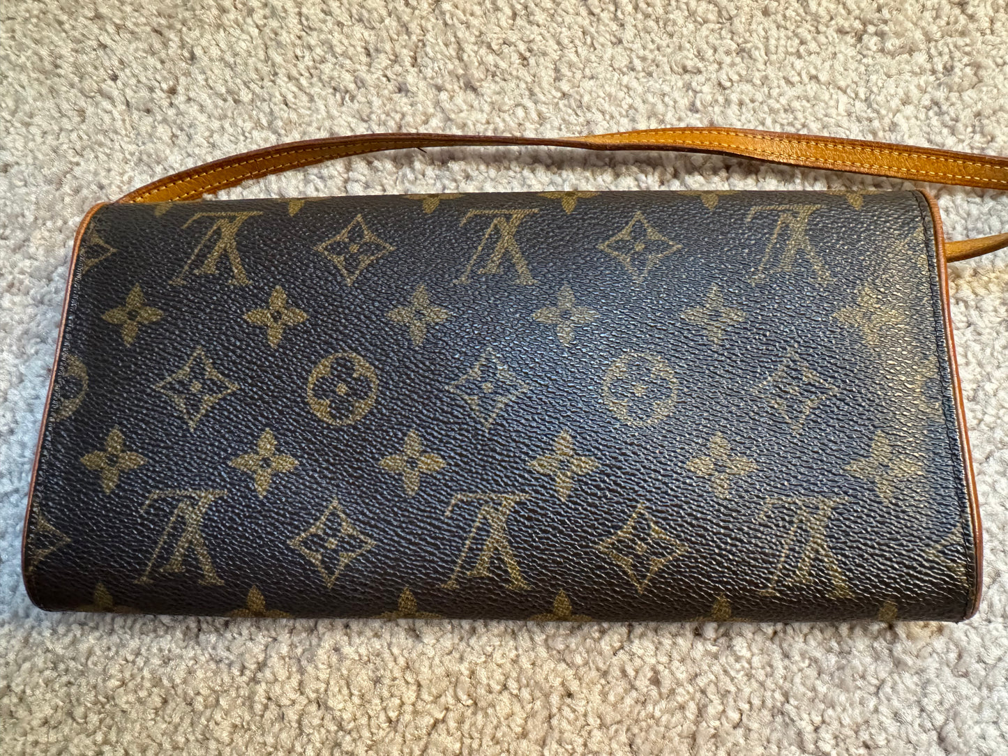 Louis Vuitton Pochette Twin GM Monogram