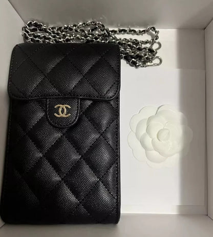 Louis Vuitton Keepall 45 + Chanel Cellphone Wallet (gift bag)