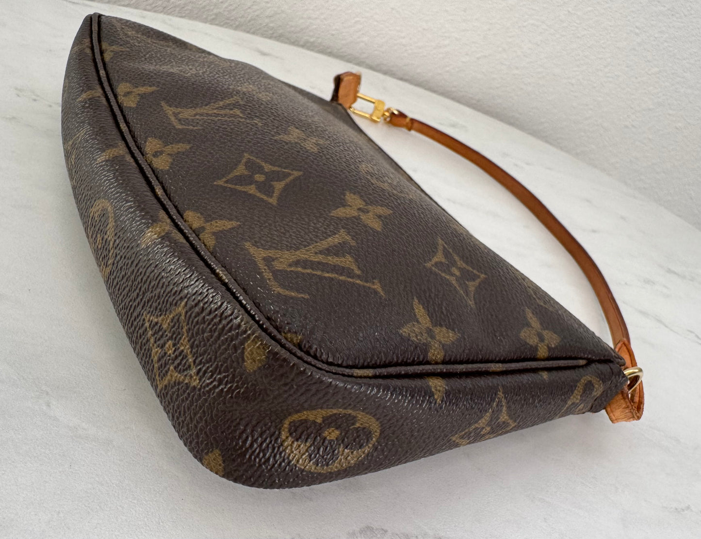 Louis Vuitton Pochette Accessories Monogram