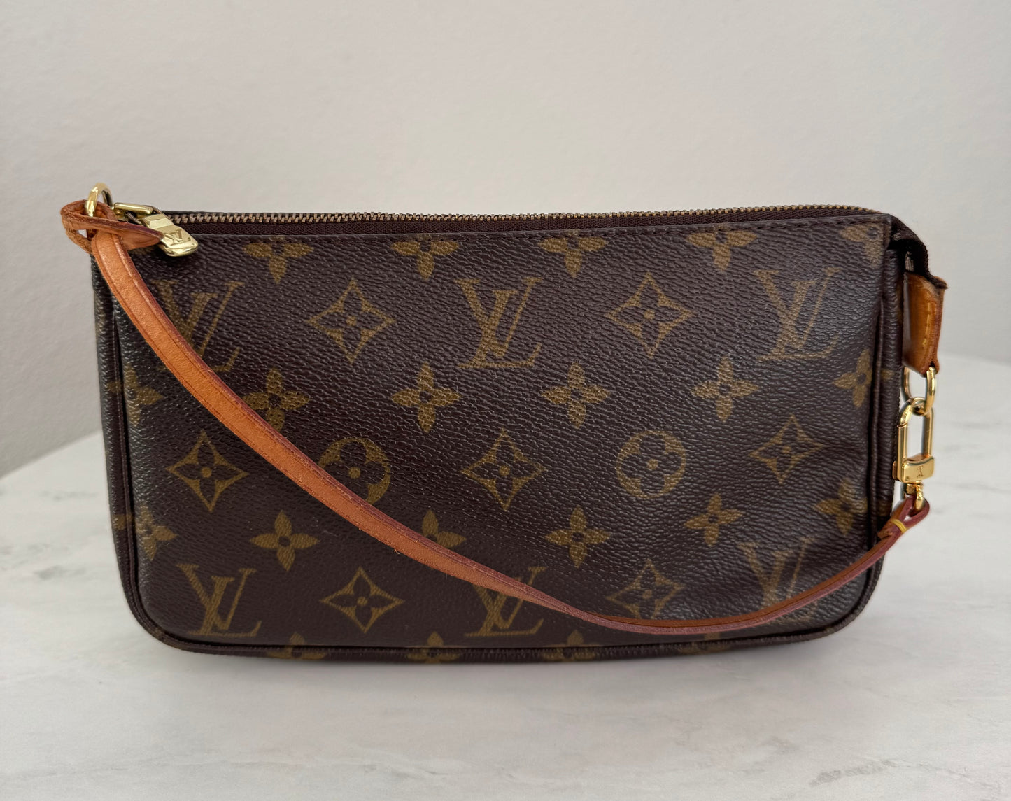 Louis Vuitton Pochette Accessories Monogram
