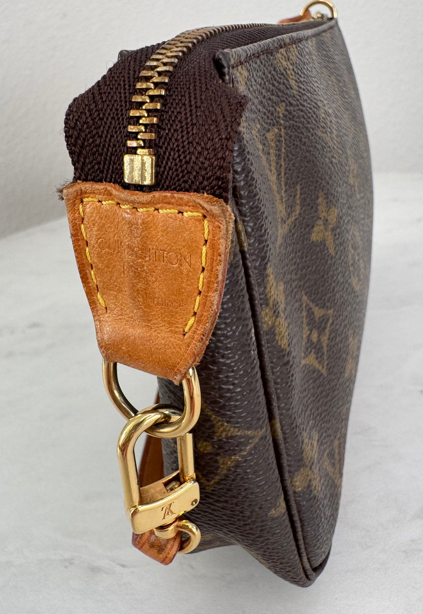Louis Vuitton Pochette Accessories Monogram