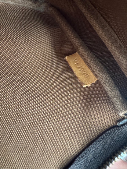 Louis Vuitton Pochette Accessories Monogram