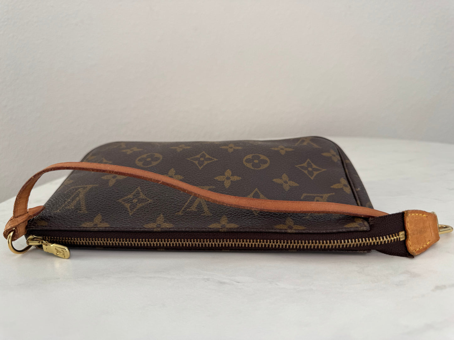 Louis Vuitton Pochette Accessories Monogram